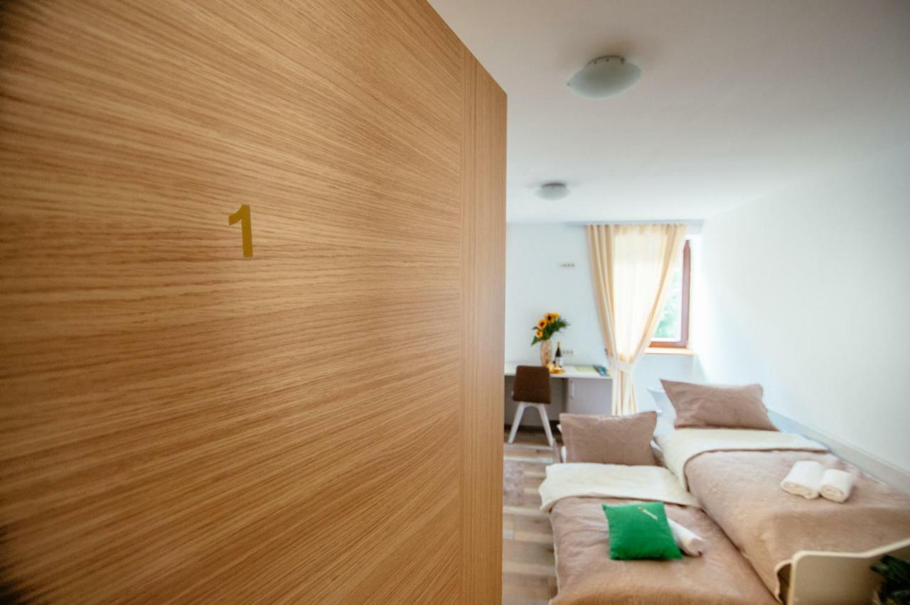 Sunny Rooms モスト ナ ソシ エクステリア 写真